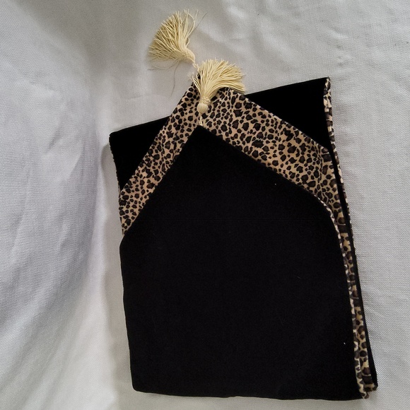 Double sided holiday elegant luxury table runner leopard animal print velvet - Picture 1 of 4